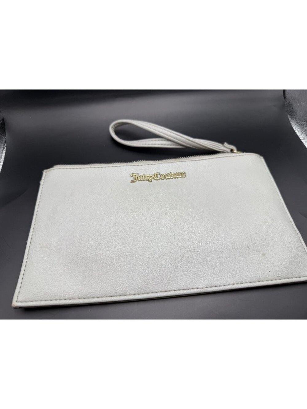 juicy couture wristlet Clutch